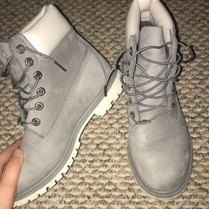 Timberland gray and white boots